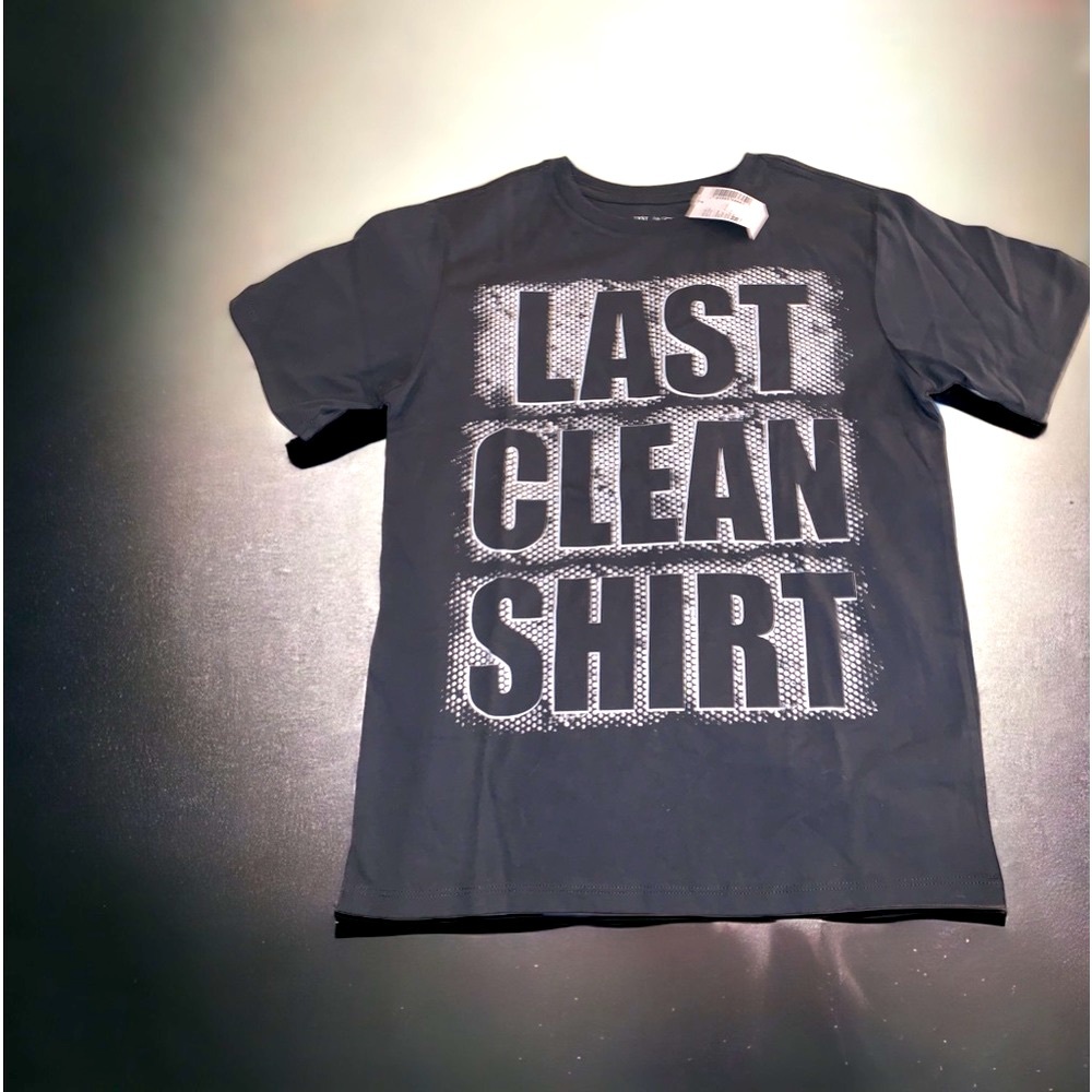 🔥NEW🔥 Boys Graphic Tee shirt “Last Clean Shirt” Size Medium 7/8